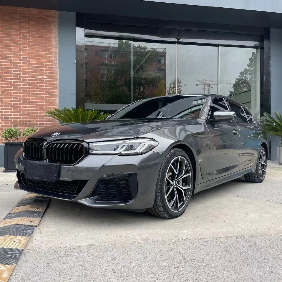 Ravoony Basic BMW Gloss Graphite Grey Car Vinyl Wrap