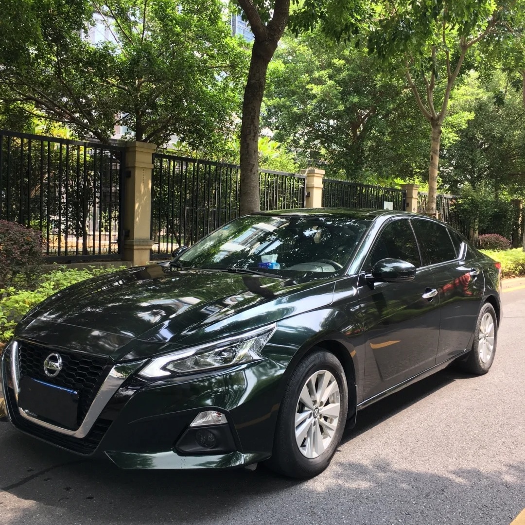 Ravoony Basic Gloss Pearlized Benz Emerald Green Car Vinyl Wrap