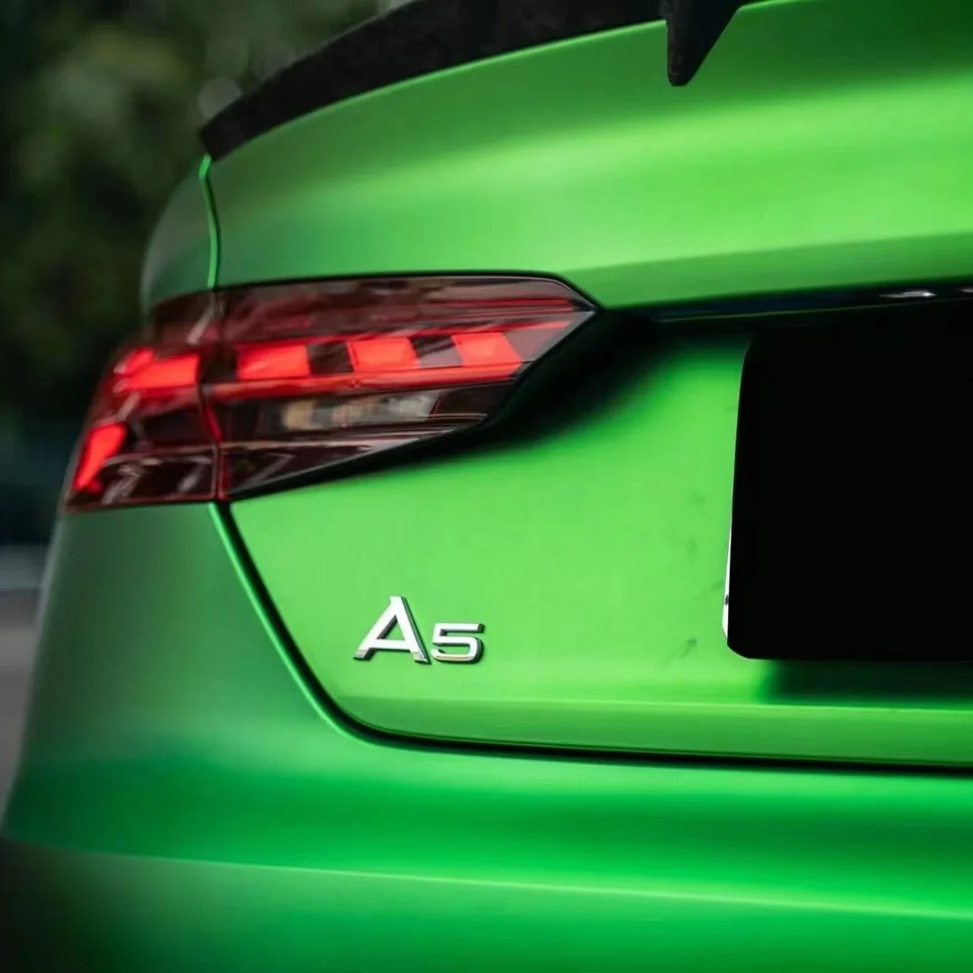 Ravoony Basic Ultra-Matte Flame Green Car Wrap