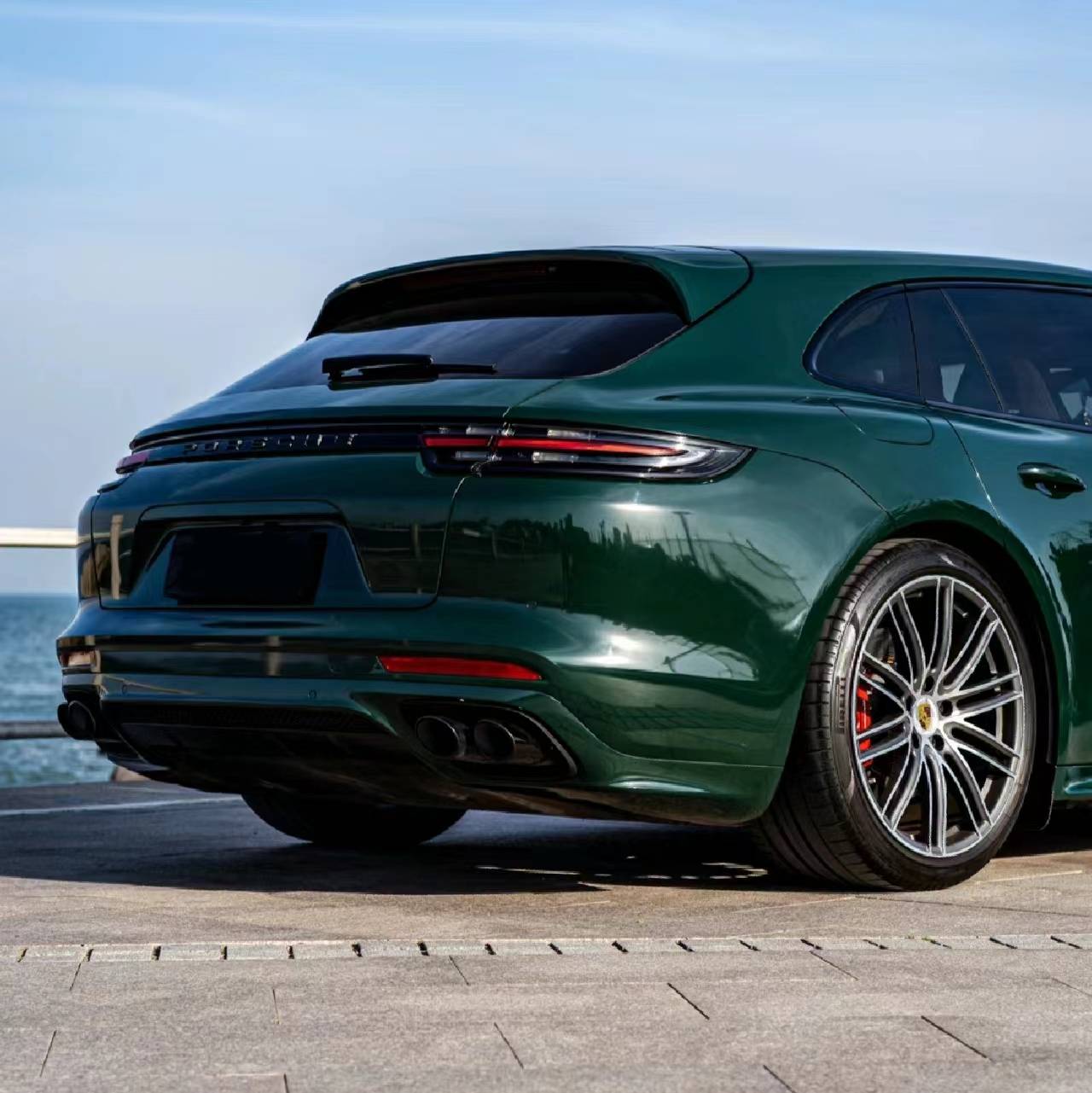 Ravoony Pro TPU Glossy Viridis Green PPF Film