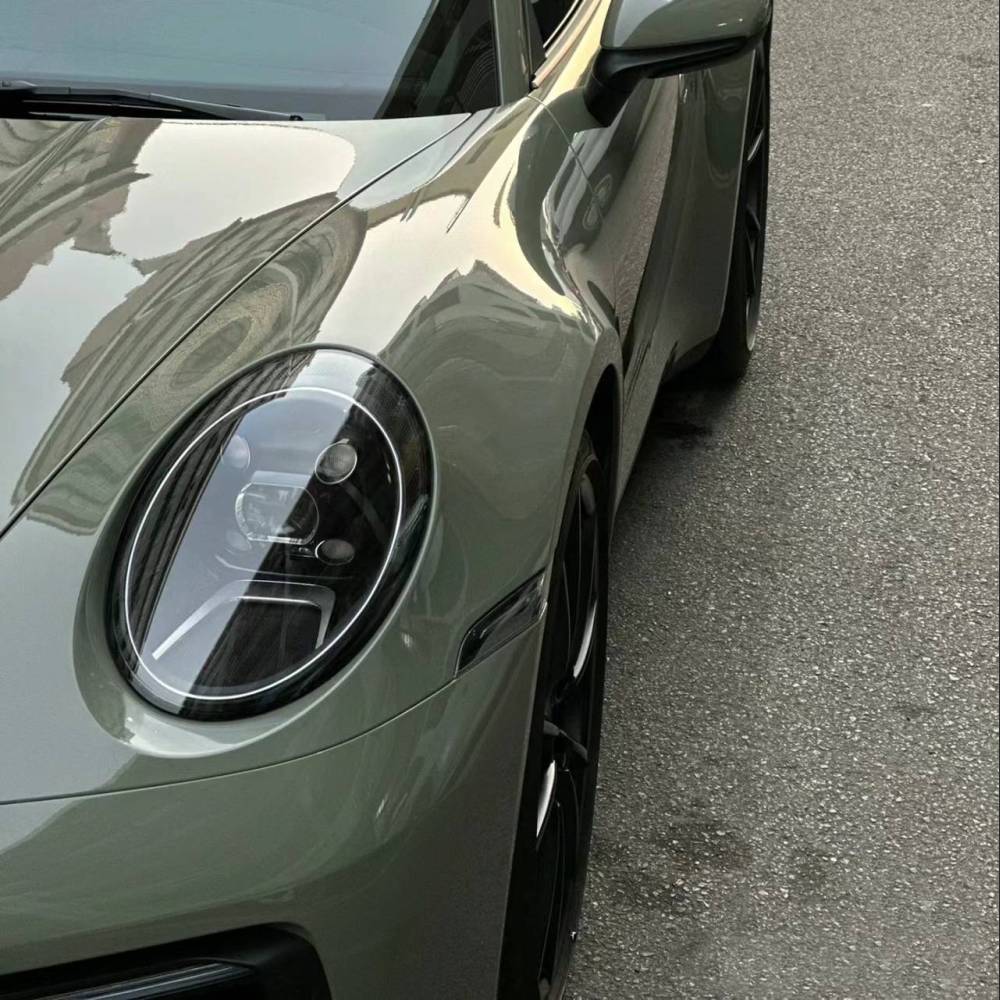 Ravoony Pro TPU Gloss Khaki Green PPF Film