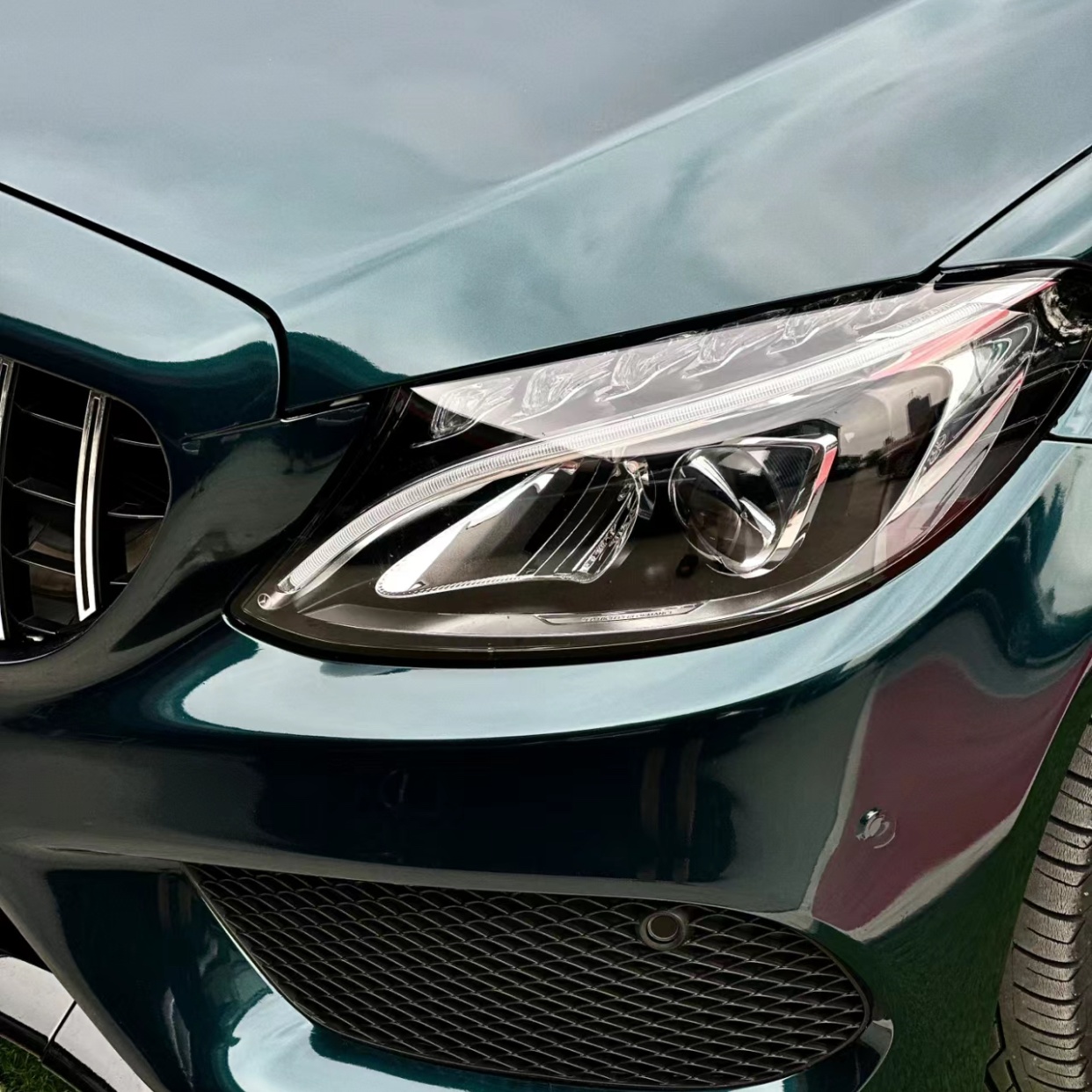 Gloss Metallic Midnight Green Car Wrap 1