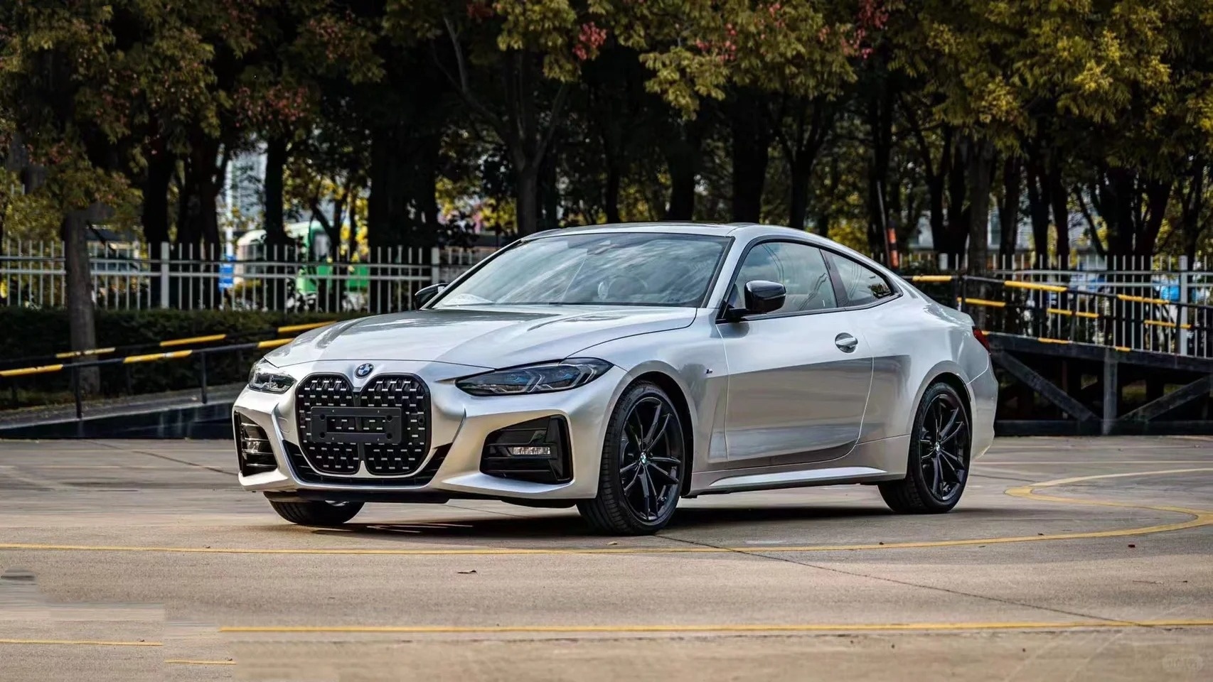 Ravoony Basic Porsche Gloss Liquid Metal Silver Car Wrap