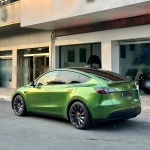 Ravoony Basic Glossy Metallic Mamba Green Car Vinyl Wrap