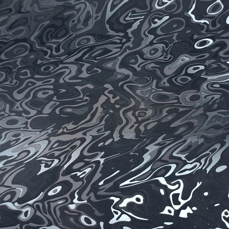 Ravoony Plus Laser Forged Carbon Black Vinyl Wrap