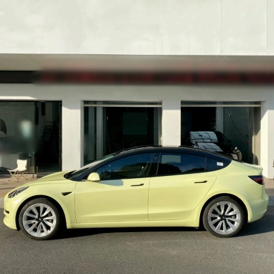 Ravoony Basic Glossy Chanel Yellow Car Vinyl Wrap 02