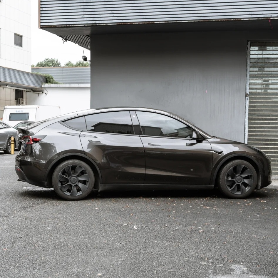 Ravoony Basic Metallic Titanium Car Vinyl Wrap