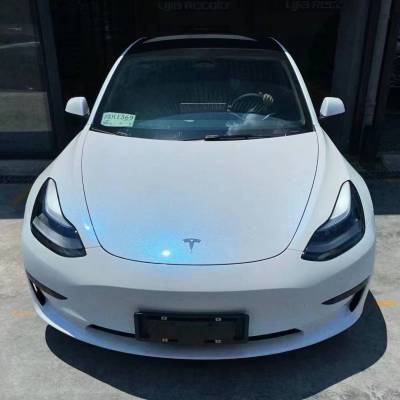 Ravoony Plus Glossy Diamond Blue White Car Vinyl Wrap 02