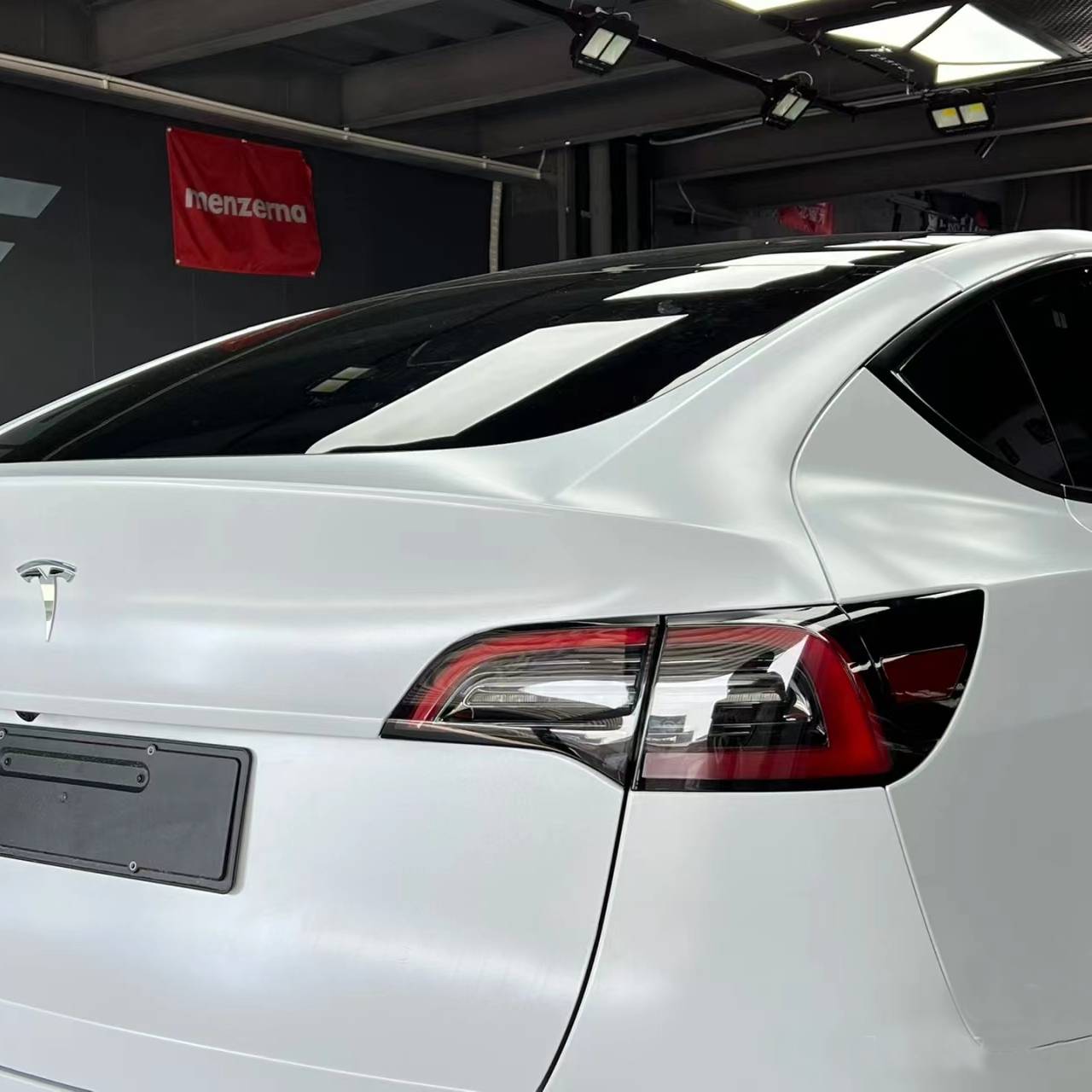 Ravoony Plus Heavy Metallic Sparkle White Car Vinyl Wrap