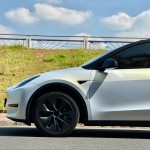 Ravoony Plus Ultra-Matte Gold Blue Car Vinyl Wrap