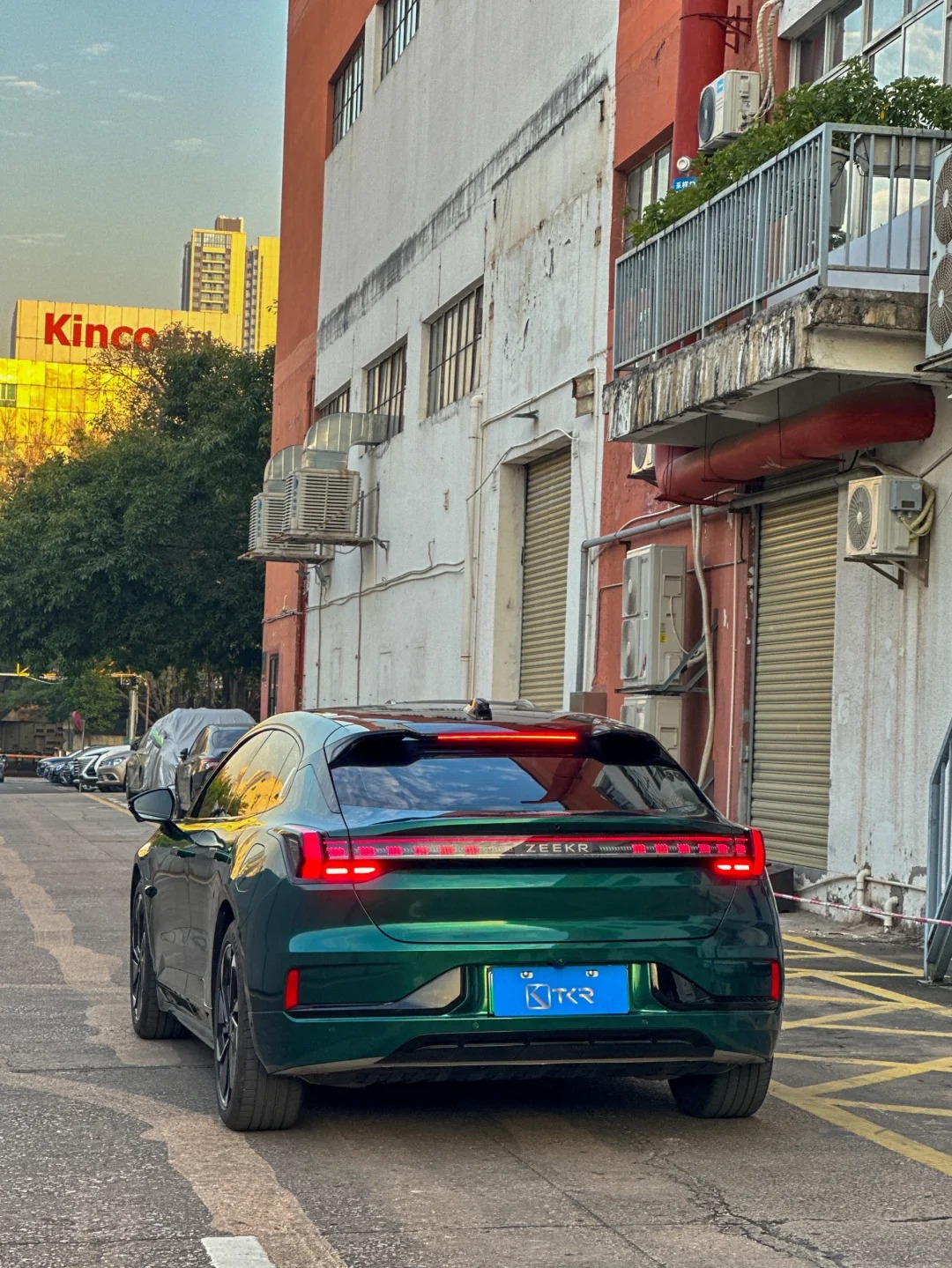 Ravoony Basic Glossy Royal Green Vinyl Car Wrap