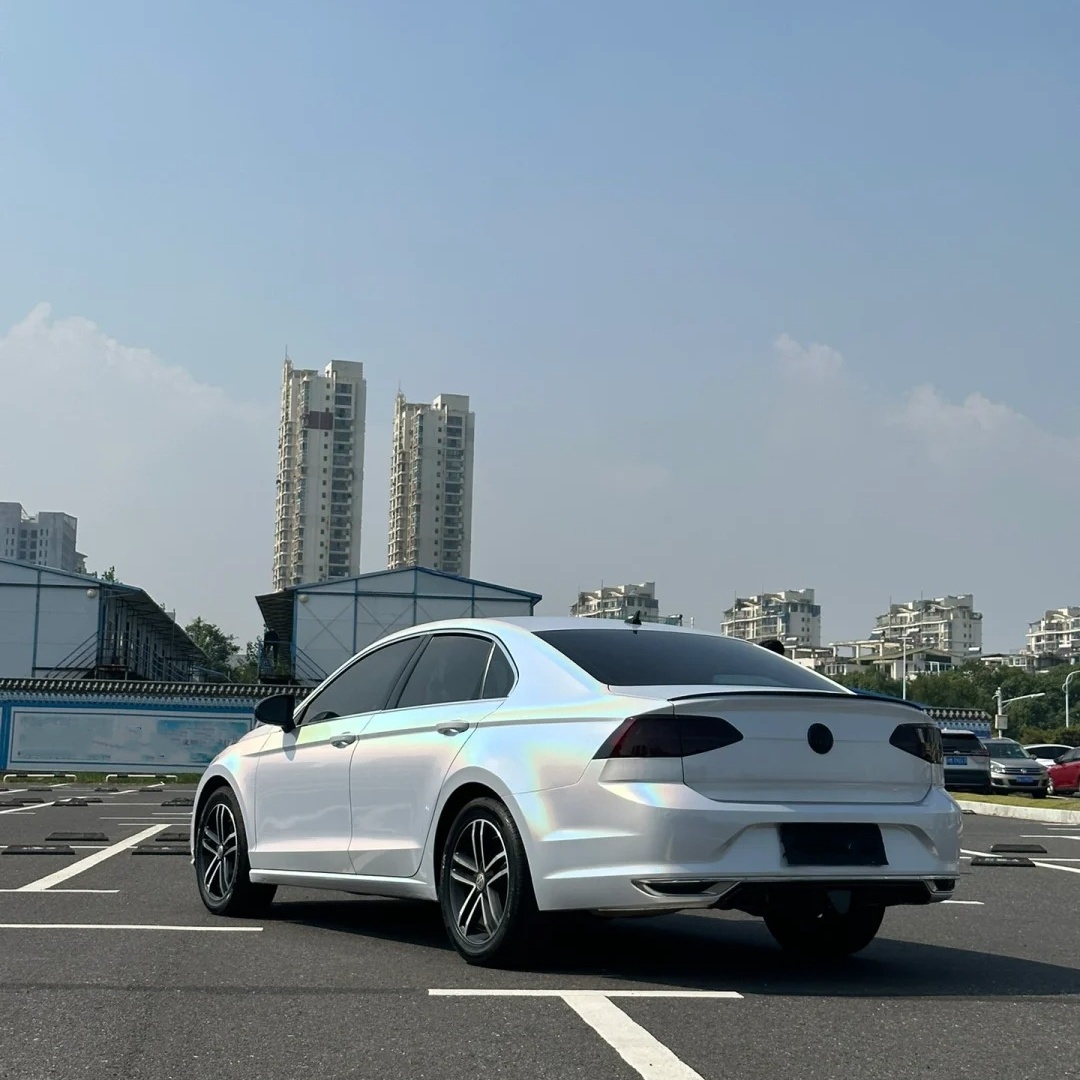 Ravoony Basic Glossy Laser White Car Vinyl Wrap