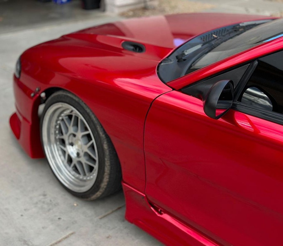 Ravoony Basic Gloss Metallic Vampire Red Vinyl Car Wrap