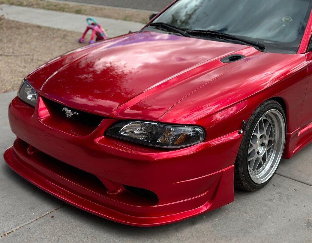 Ravoony Basic Gloss Metallic Vampire Red Vinyl Car Wrap