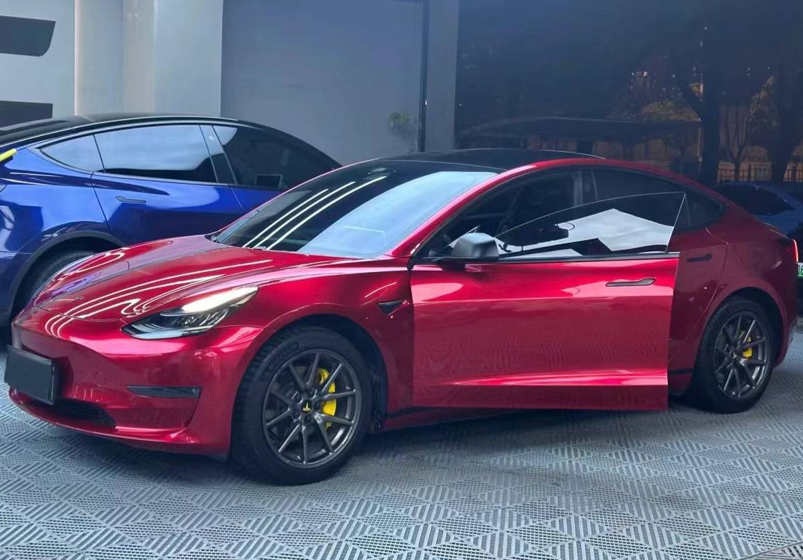 Ravoony Pro TPU Tesla Gloss Midnight Cherry Red PPF Film