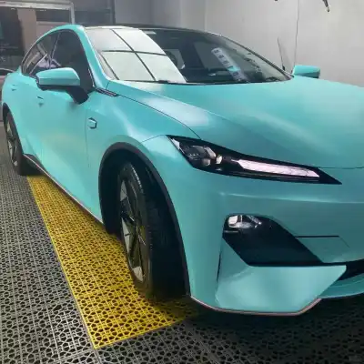 Ravoony Basic Pure Metal Tiffany Blue Car Wrap 02