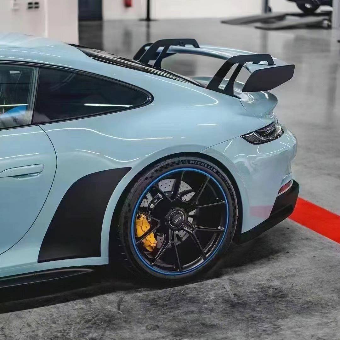 Ravoony Pro TPU Glossy Meisen Blue PPF Film