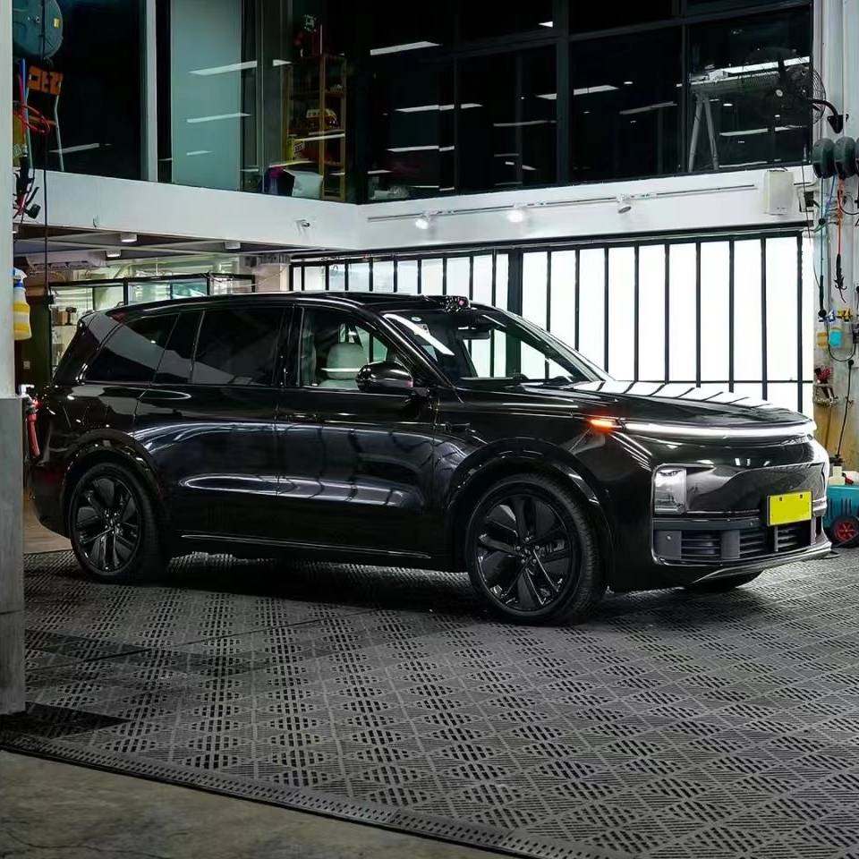 Ravoony Pro TPU Glossy Metal Paint Black PPF Film