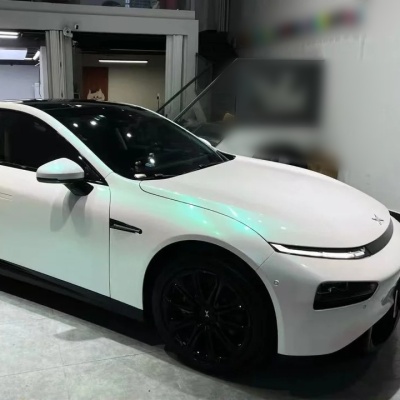Ravoony Basic Gloss Aurora White Car Vinyl Wrap 02