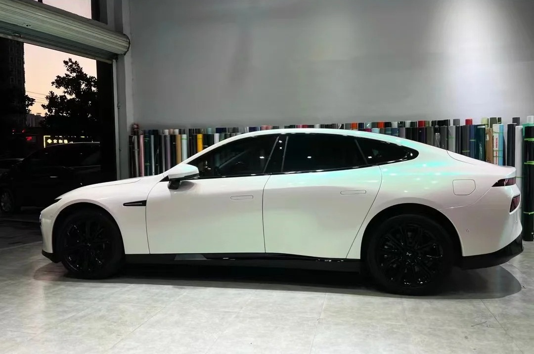 Ravoony Basic Gloss Aurora White Car Vinyl Wrap