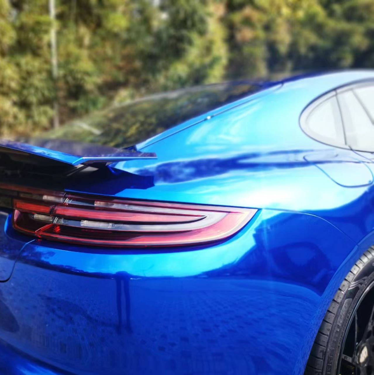 Glossy Chrome Blue Car Vinyl Wrap