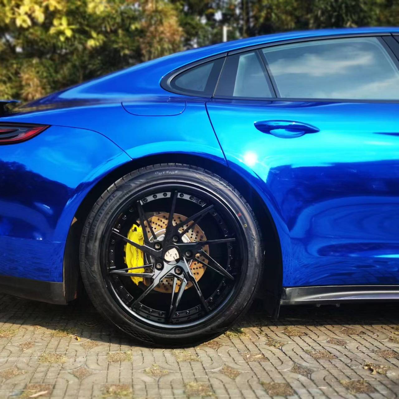 Glossy Chrome Blue Car Vinyl Wrap