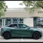 Ravoony Plus Ultra-Matte Diamond Green Car Wrap