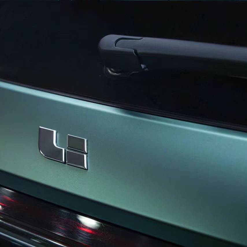 Ravoony Plus Ultra-Matte Midnight Green Car Wrap