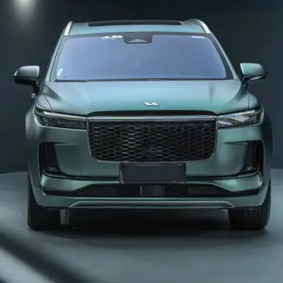 Ravoony Plus Ultra-Matte Midnight Green Car Wrap 02