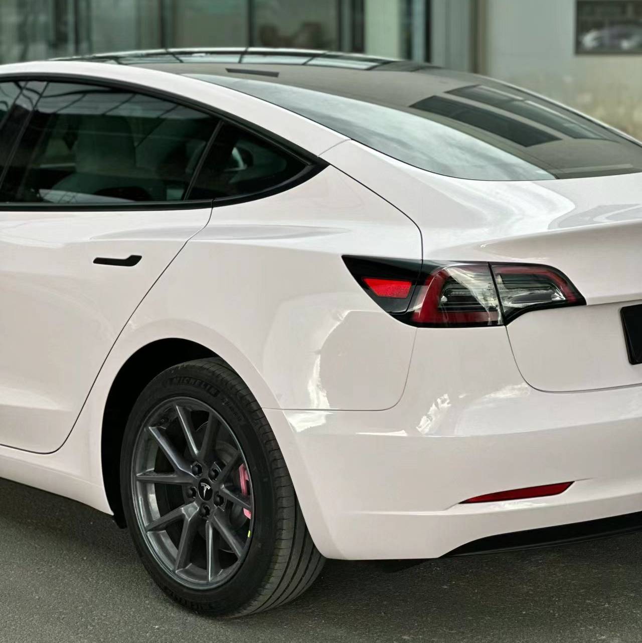 Ravoony Pro TPU Glossy Mary Kay Pink Car PPF Film