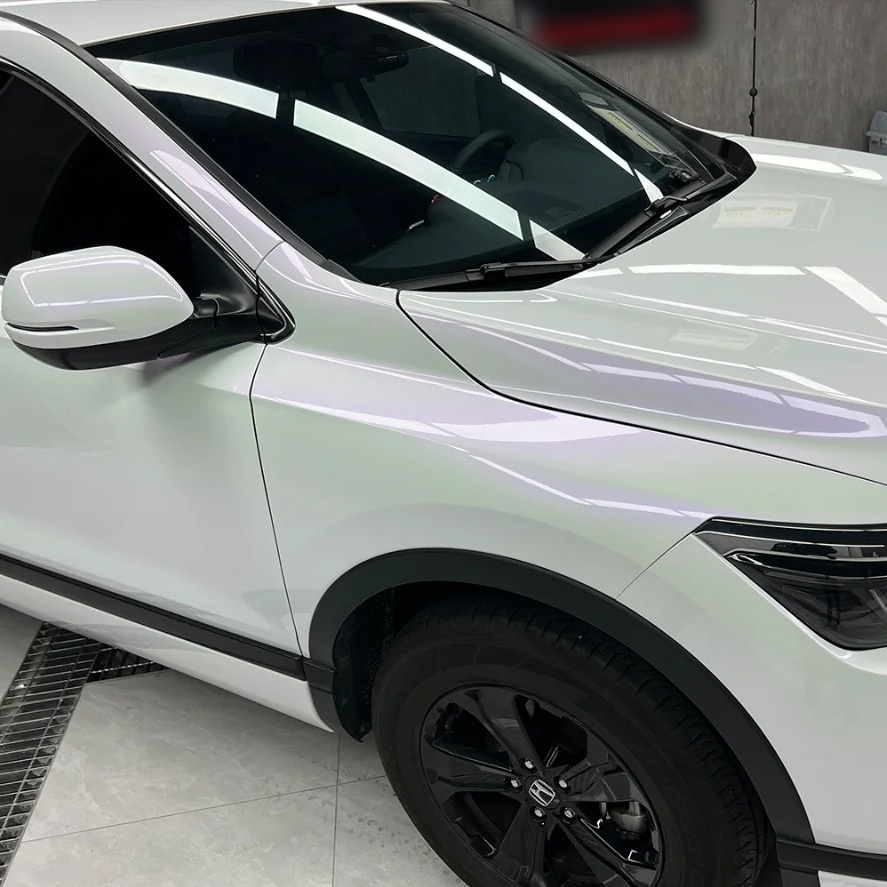 Ravoony Basic Glossy White to Purple Vinyl Car Wrap