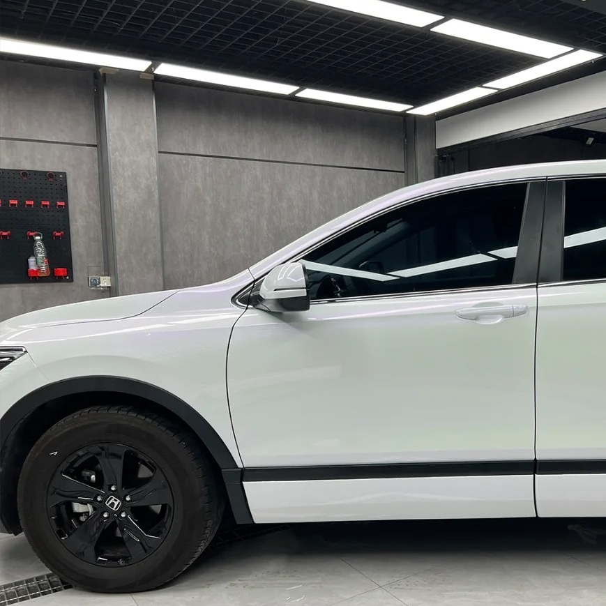 Ravoony Basic Glossy White to Purple Vinyl Car Wrap