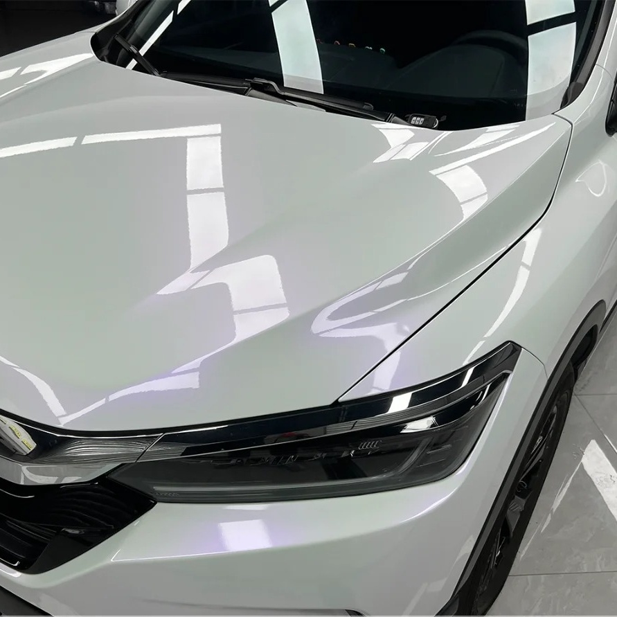 Ravoony Basic Glossy White to Purple Vinyl Car Wrap