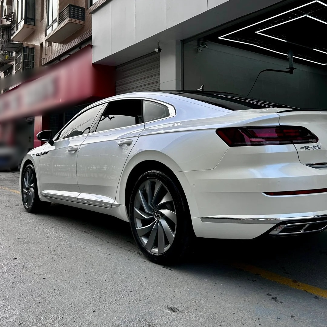 Ravoony Basic Glossy White to Blue Car Vinyl Wrap