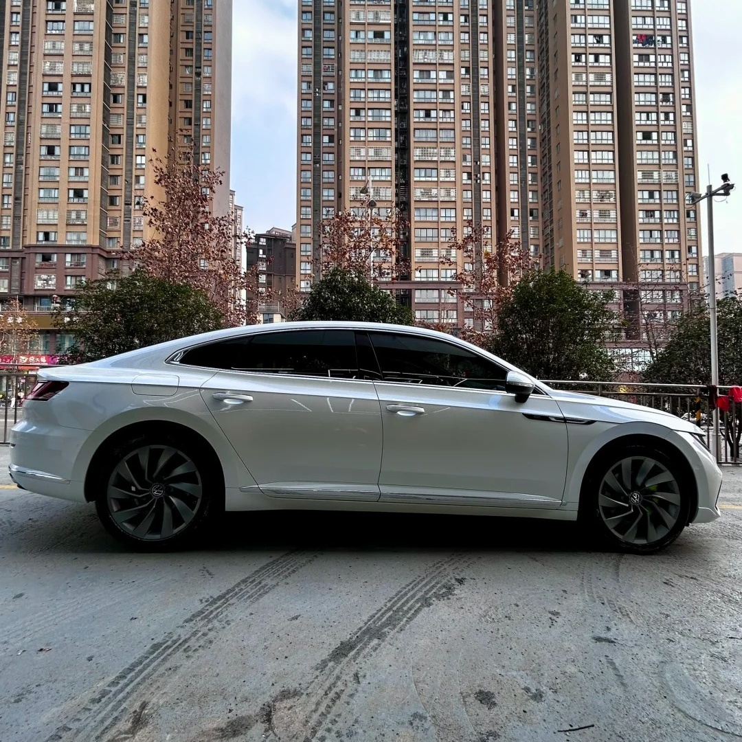 Ravoony Basic Glossy White to Blue Car Vinyl Wrap