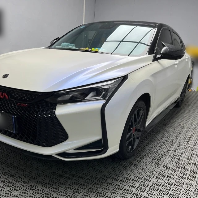 Ravoony Basic Pure Matte Metallic White to Blue Car Vinyl Wrap