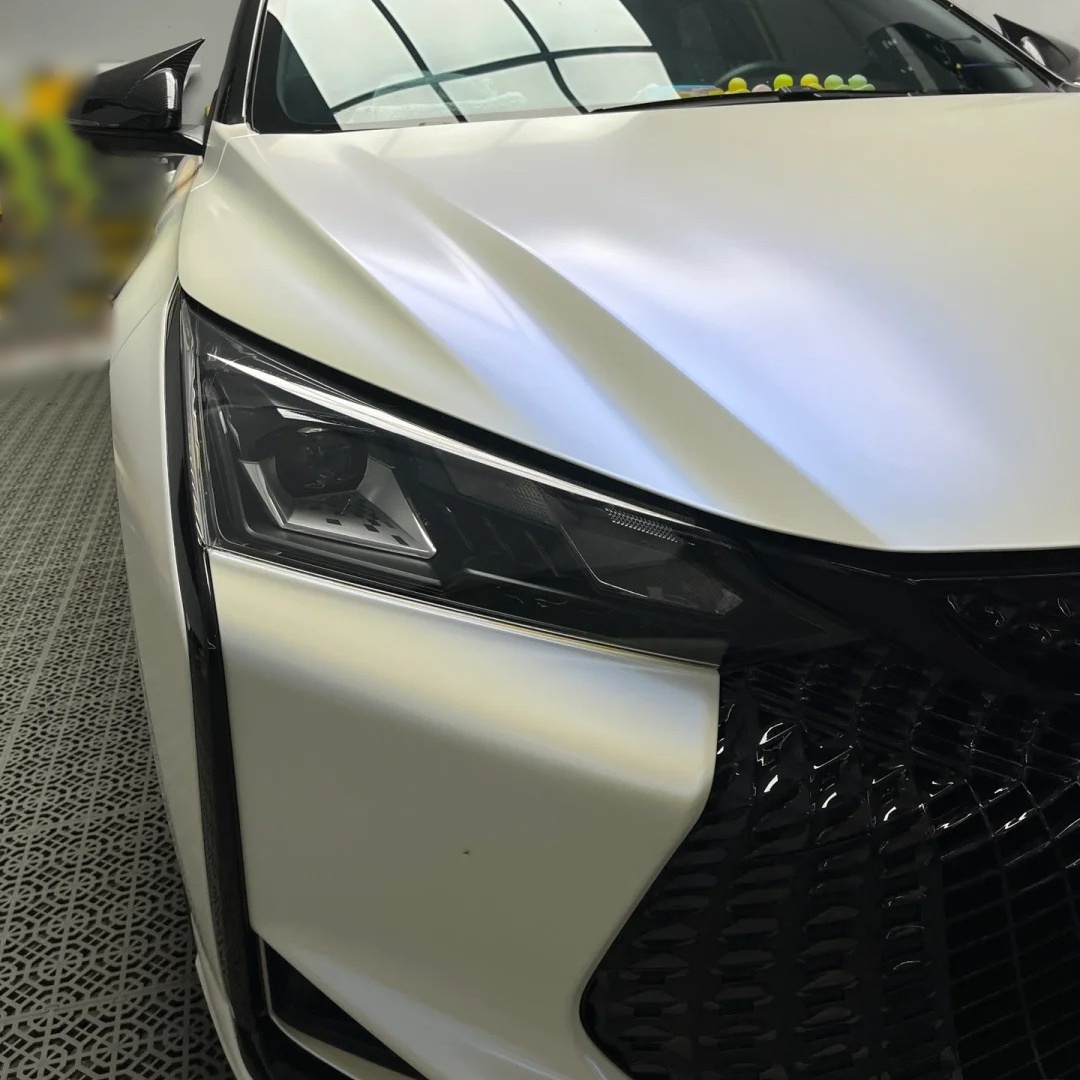 Ravoony Basic Pure Matte Metallic White to Blue Car Vinyl Wrap