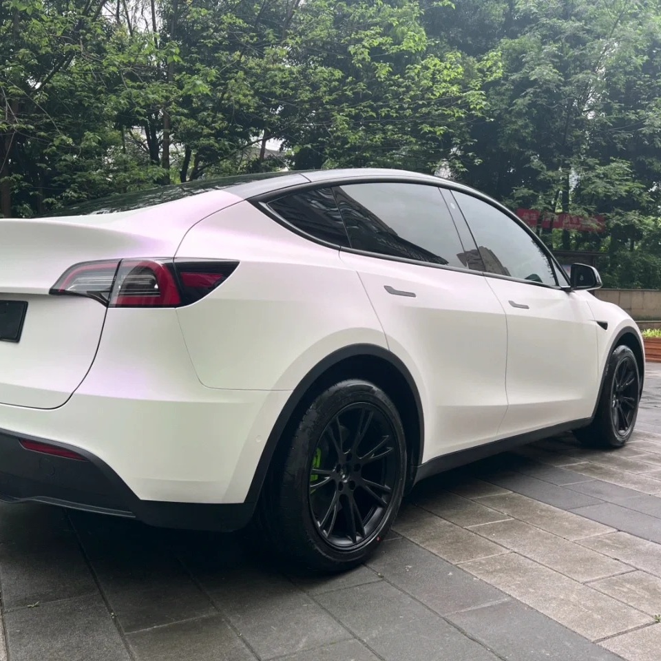 Ravoony Basic Pure Metallic White To Purple Vinyl Car Wrap