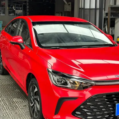 Ravoony Basic Sparkle Red Car Wrap 02