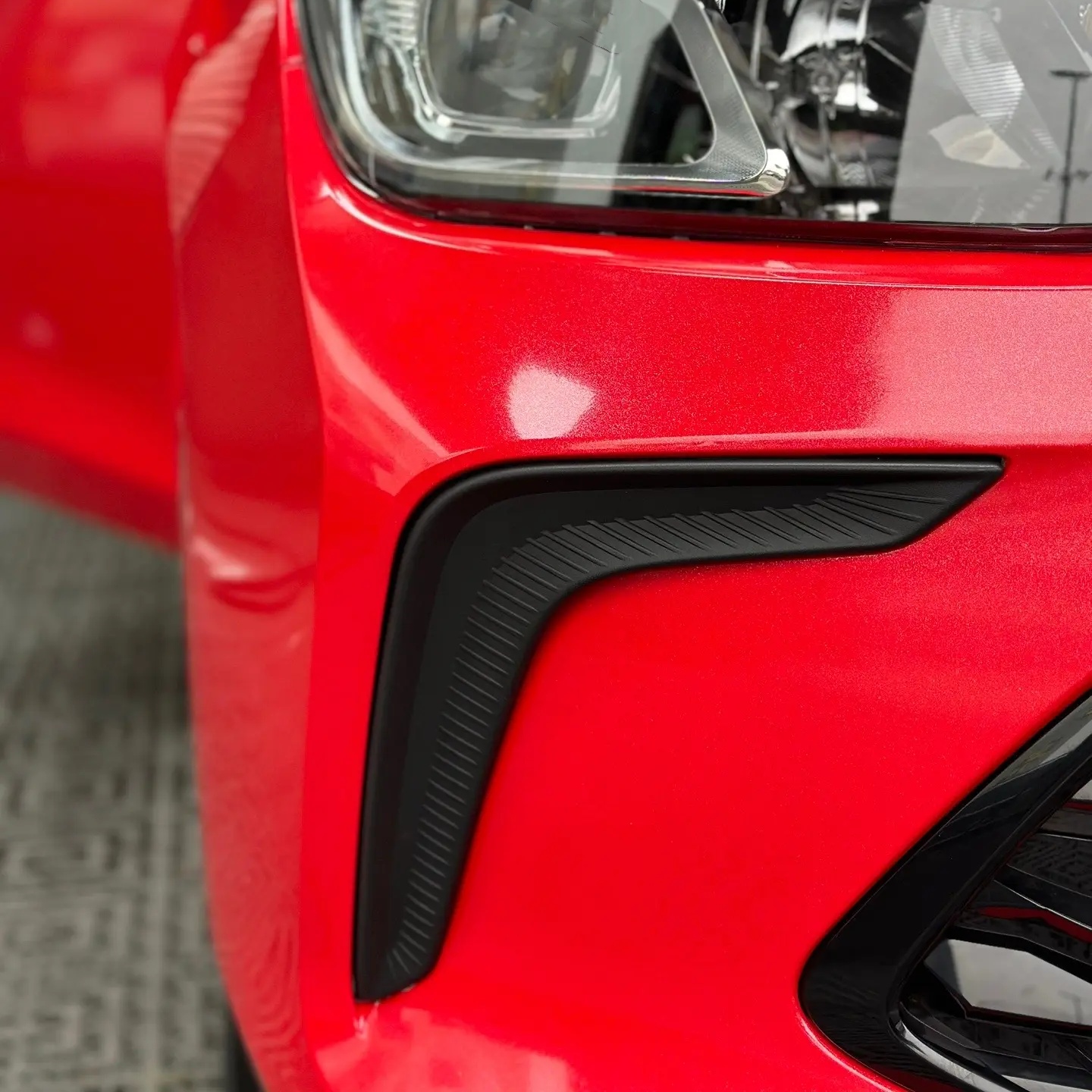 Ravoony Basic Sparkle Red Car Wrap