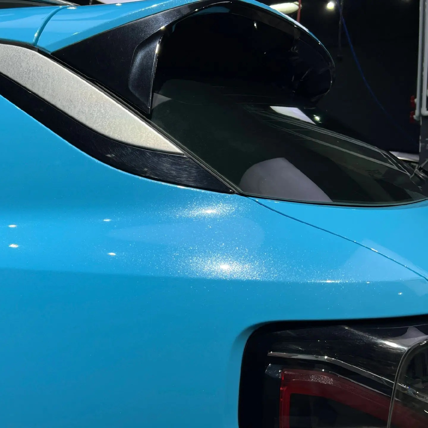 Ravoony Basic Sparkle Sky Blue Vinyl Car Wrap