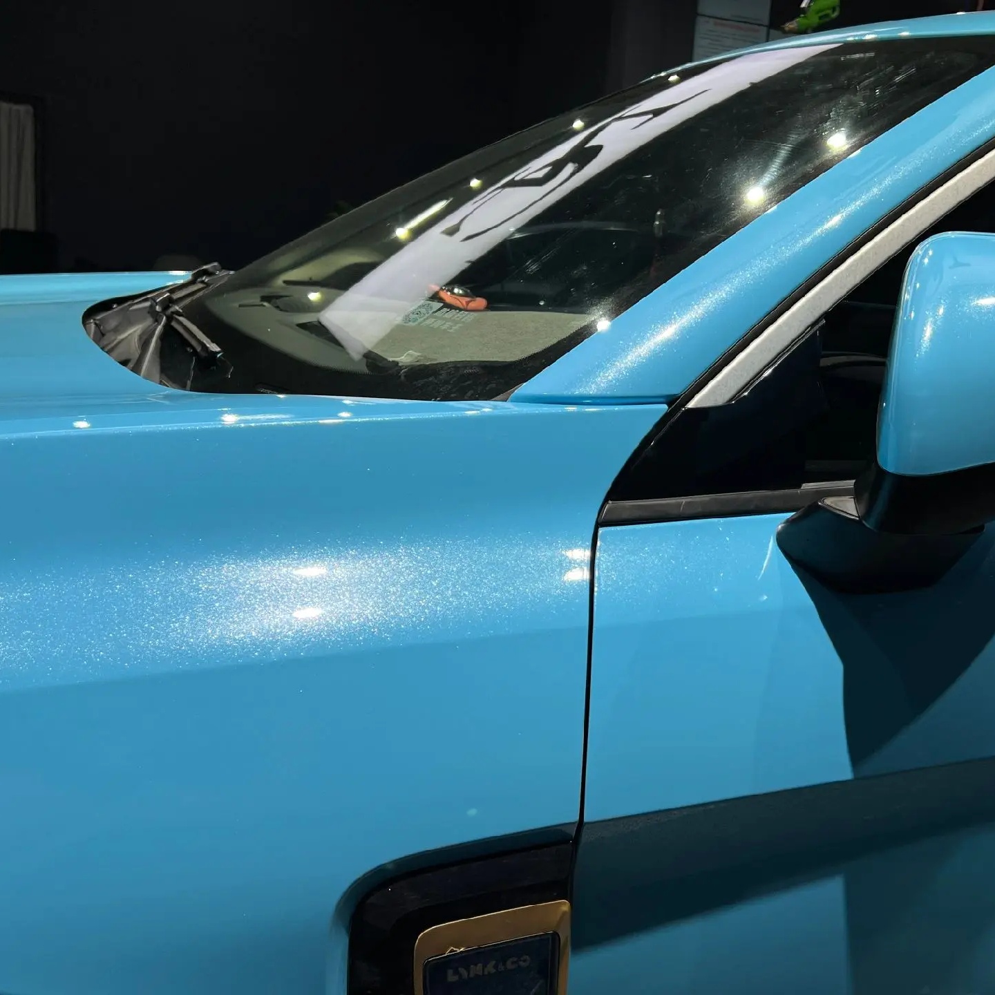 Ravoony Basic Sparkle Sky Blue Vinyl Car Wrap