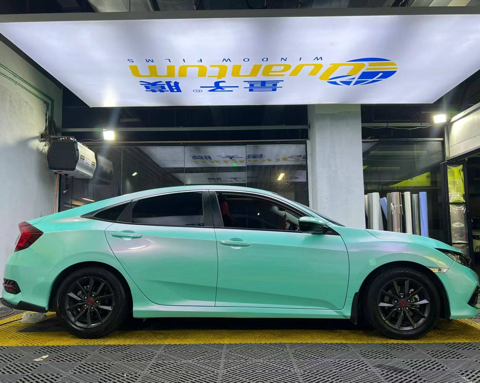 Ravoony Pro TPU Glossy Metallic Racing Tiffany Car PPF Film