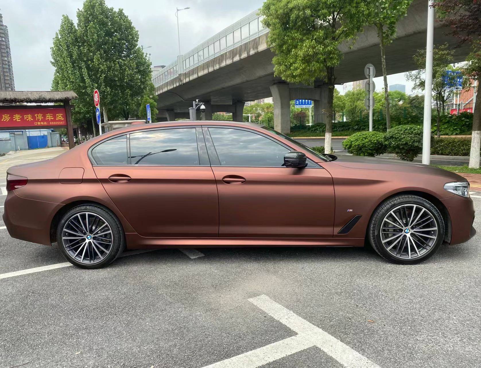 Ravoony Plus Ultimate Flat Coffee Brown Car Wrap BMW 3 Series Wrap