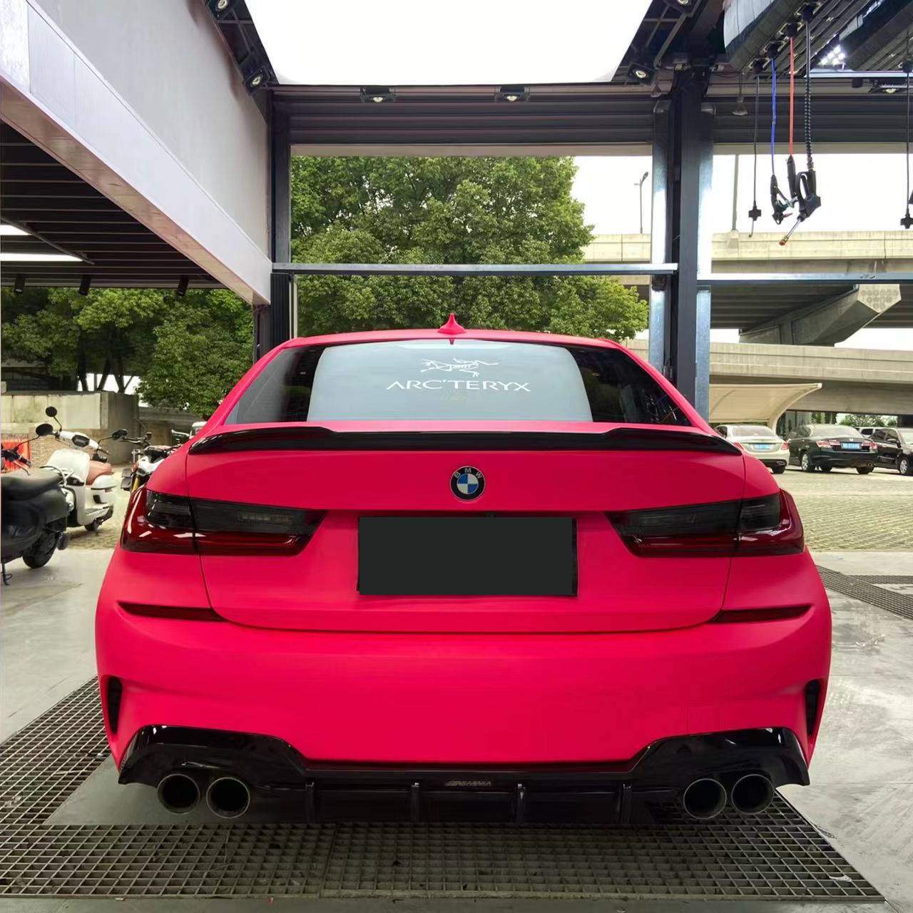 Ravoony Plus Ultimate Flat Fluorescent Pink Car Vinyl Wrap BMW 3 Series Wrap