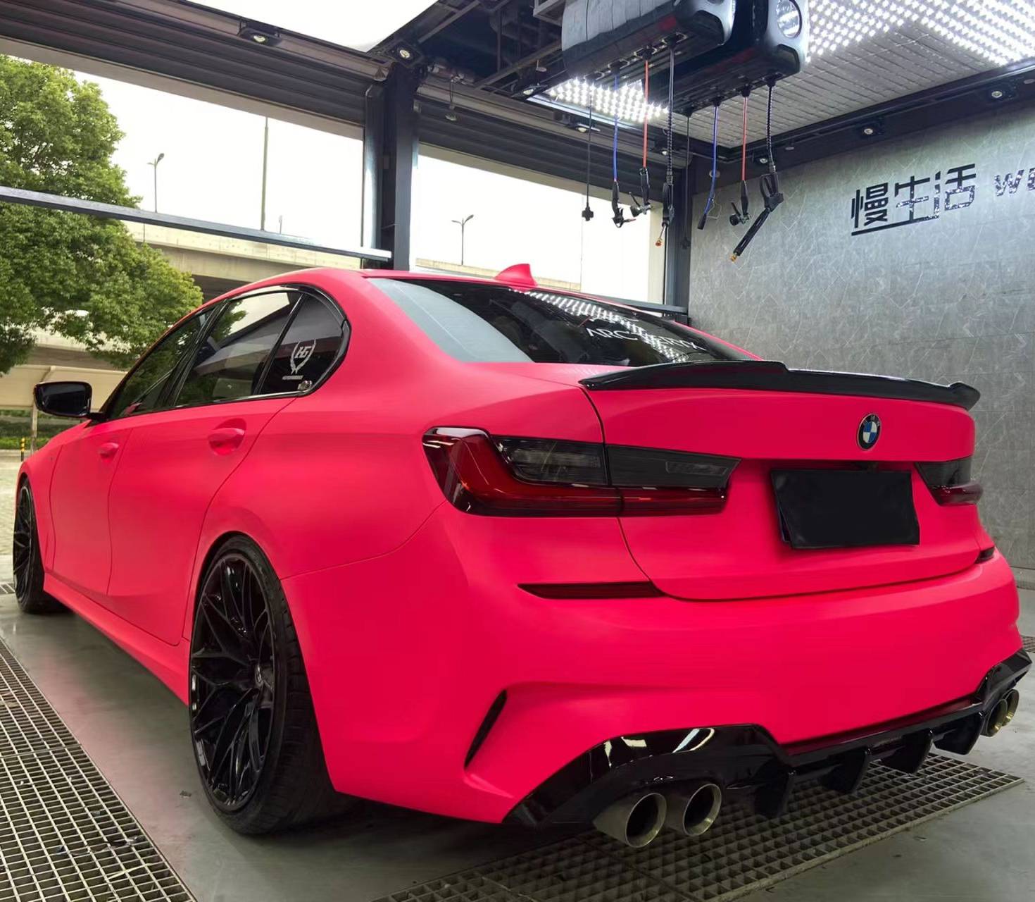 Ravoony Plus Ultimate Flat Fluorescent Pink Car Vinyl Wrap BMW 3 Series Wrap