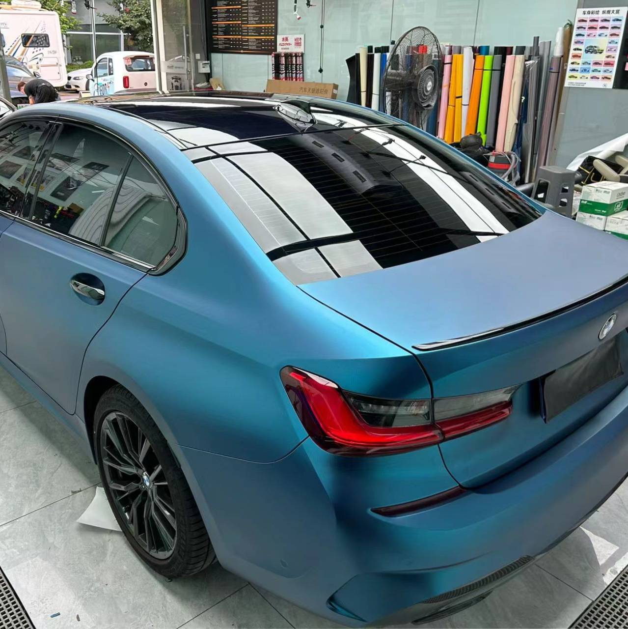 Ravoony Plus Ultra-Matte Night Blue Car Wrap BMW 5 Series Wrap