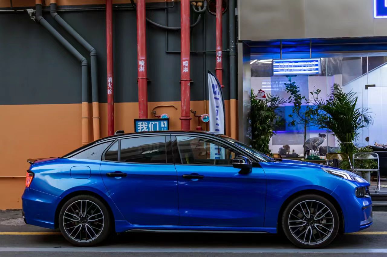 Ravoony Pro TPU Glossy Metal Sepang Blue PPF Film