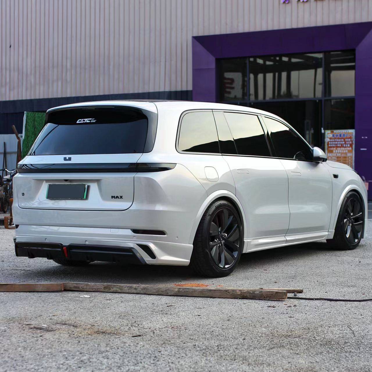 Ravoony Pro TPU Glossy Metallic Silver Grey PPF Film