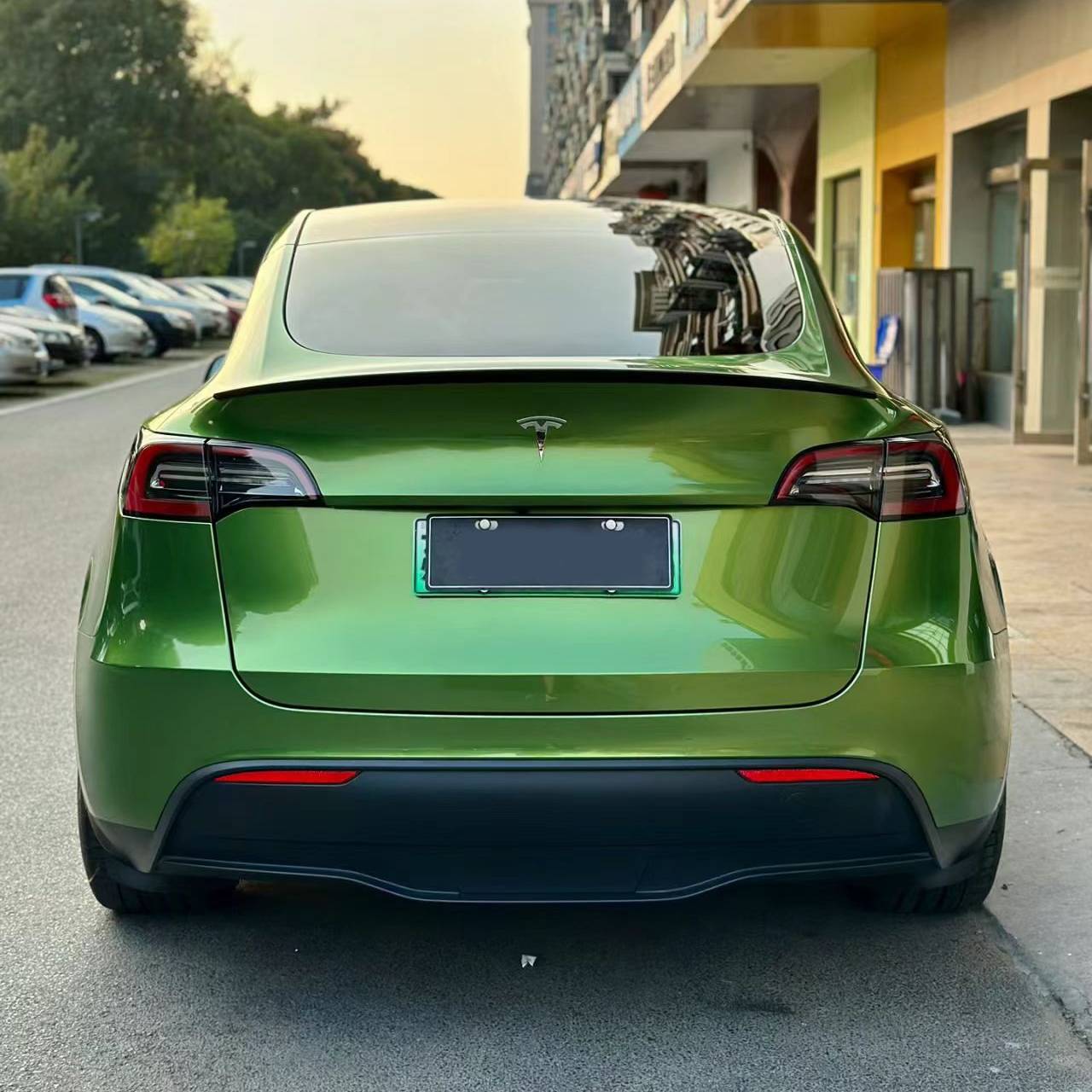 Glossy Metallic Mamba Green Car Vinyl Wrap